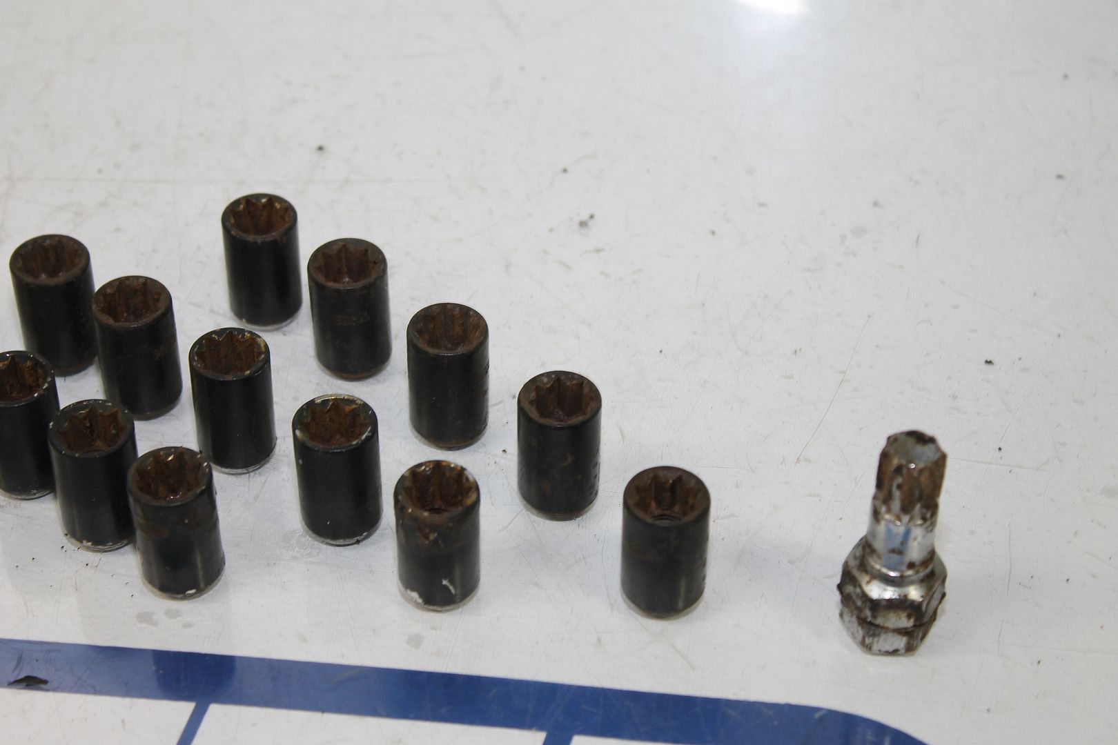 0419 SUBARU WRX STI AFTERMARKET BLACK LUG NUT COMPLETE SET 05 06 07 08 09 10 11 eBay